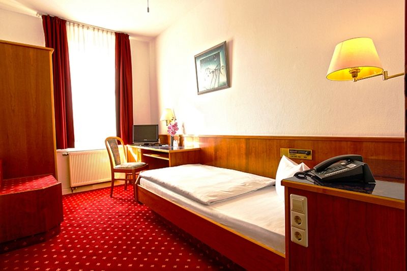 Astoria Hotel