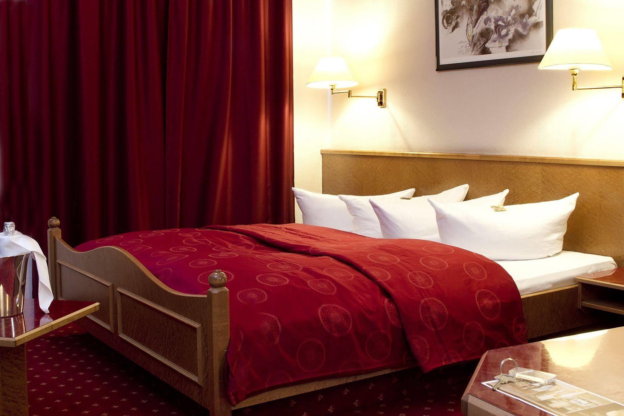 Hotel Astoria 4*
